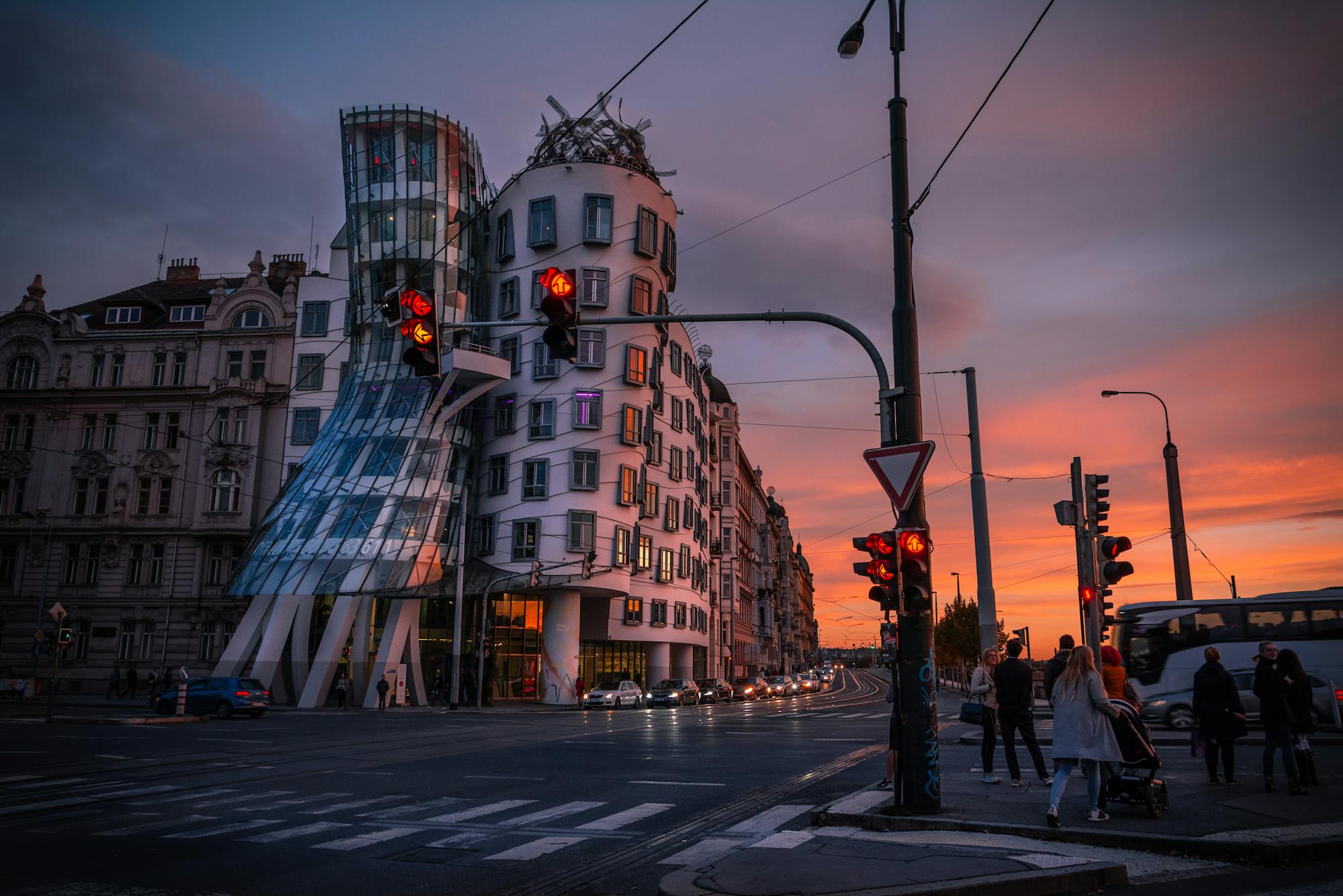 Dancing House, Prague